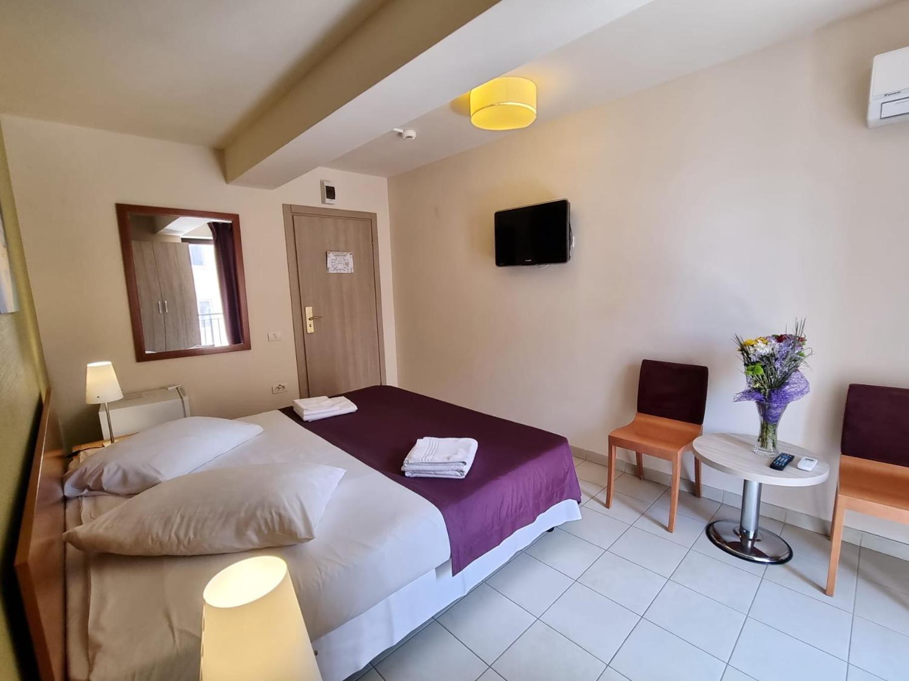 Hotel Cochet Năvodari 외부 사진